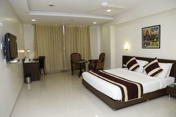 Brilliant & Convention Center Hotel Indore